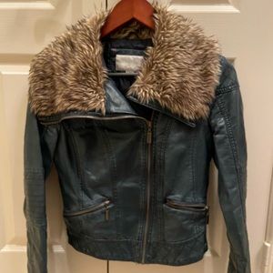 Small xhilaration, great style and faux fur